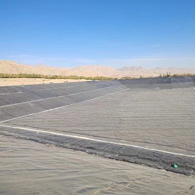 ژئوممبران HDPE با مقاومت شیمیایی عالی برای کنترل موثر نفوذ در کاربردهای مهندسی محیط زیست