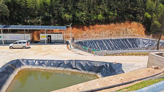 جیوممبران HDPE با مقاومت شیمیایی عالی برای نصب جوش گرم در پروژه های استخر تنظیم درخشش