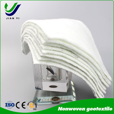 مقاومت UV فیبر پایه ژئوتکستیل قابل نفوذ در آب 100-800 گرم / متر مربع