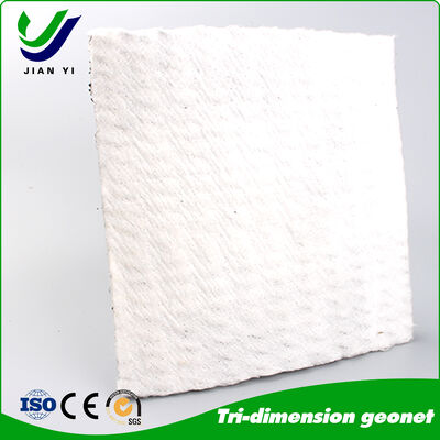 شبکه تخلیه کامپوزیت سه بعدی مقاوم در برابر اشعه UV و مواد شیمیایی با مقاومت کششی بالا ≥16kN/m برای تخلیه زیرزمینی و باغ